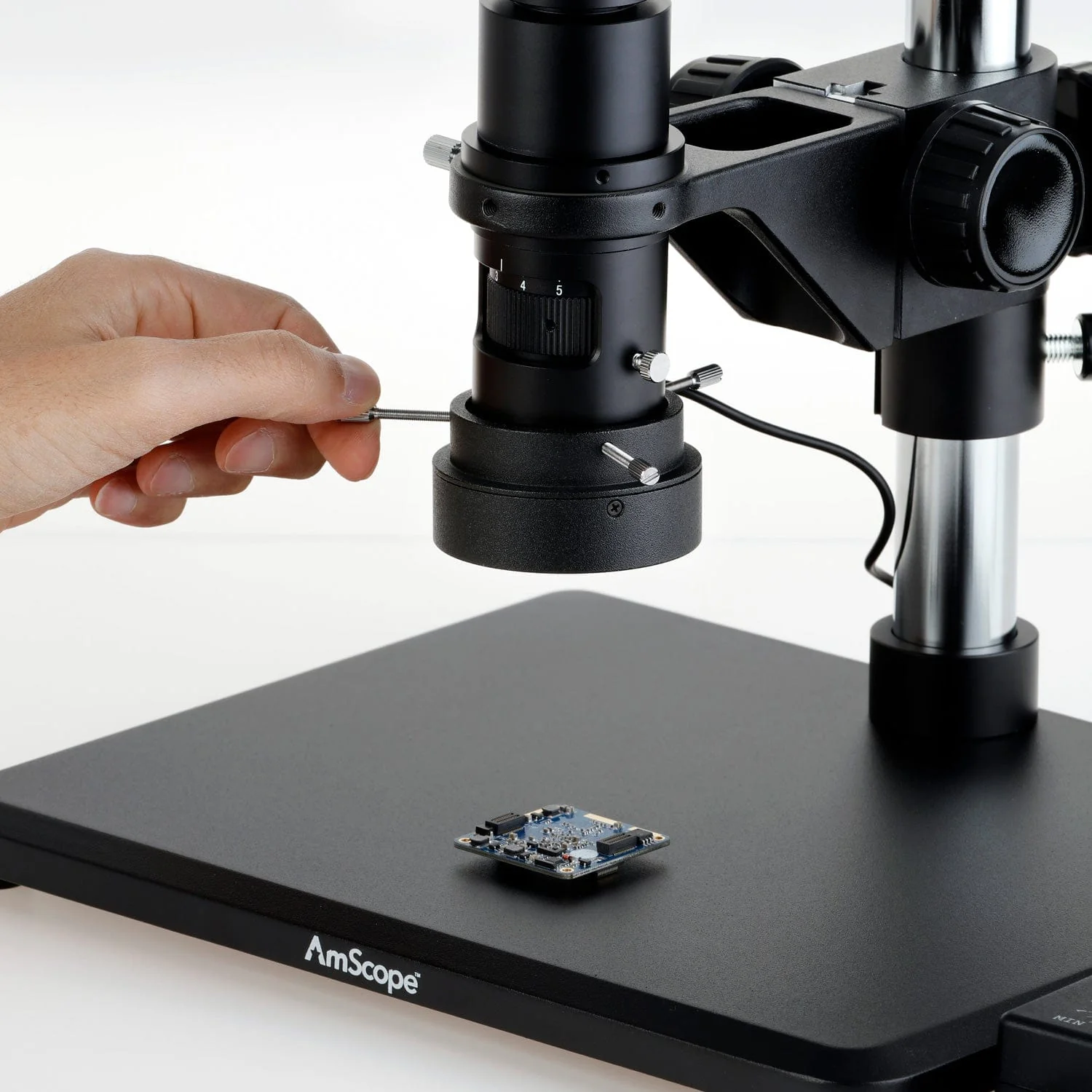 AmScope H800 Series Zoom Inspection Stereo Microscope 0.7X-5X Magnification with LED Ring Light on Table Stand + Auto-Focus HDMI Camera - Image 6