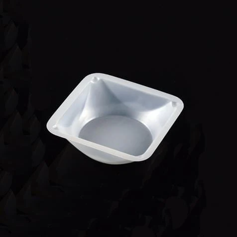 Globe Scientific Square Plastic Weighing Boat - Antistatic - Image 4