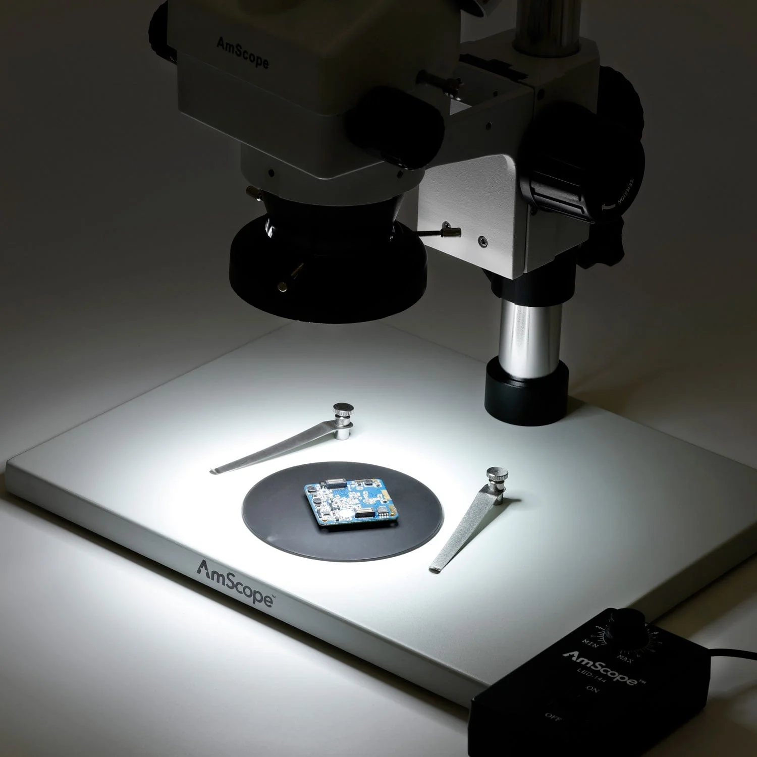 AmScope 144-LED Microscope Ring Light with Adapter - Image 6
