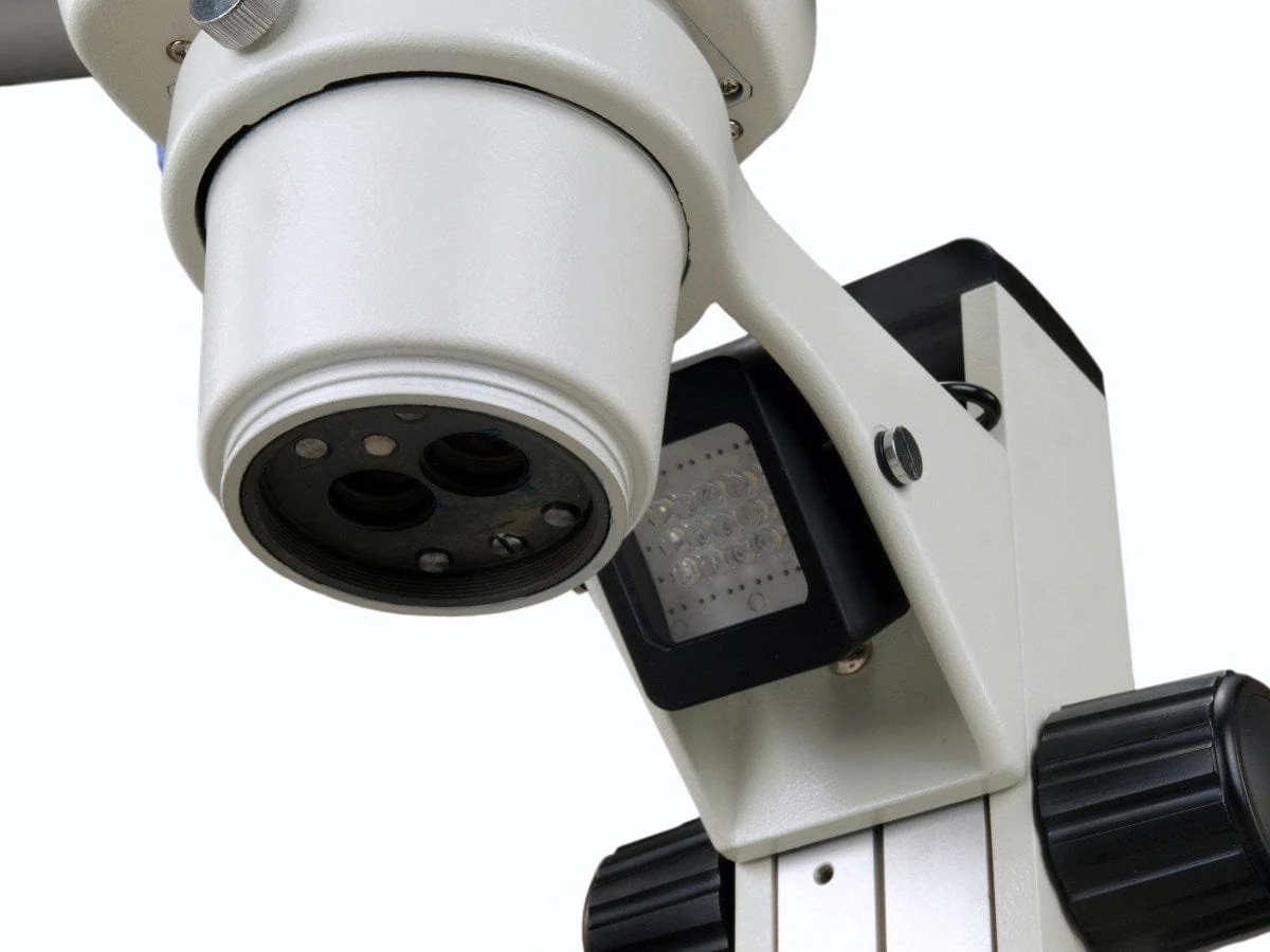AmScope MD428C10 Series Zoom Digital Integrated Binocular Stereo Microscope 7X-30X Magnification on Track Stand with 1.3MP Imaging and LED Illumination - Image 5