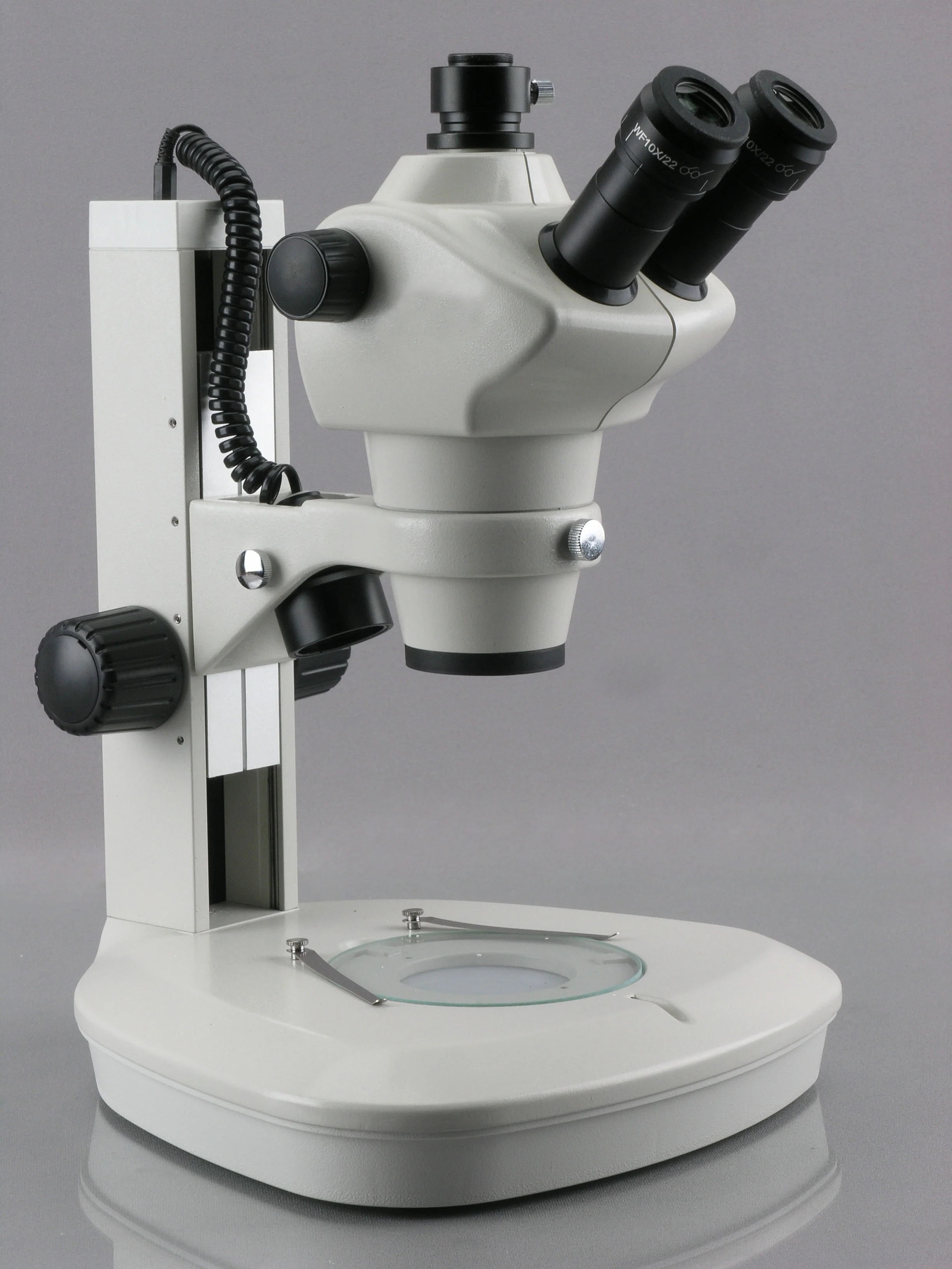 AmScope SF-2 Series Zoom Trinocular Stereo Microscope 8X-50X Magnification onTrack Stand with 2 LED Lights & 720p Wi-Fi Camera - Image 3