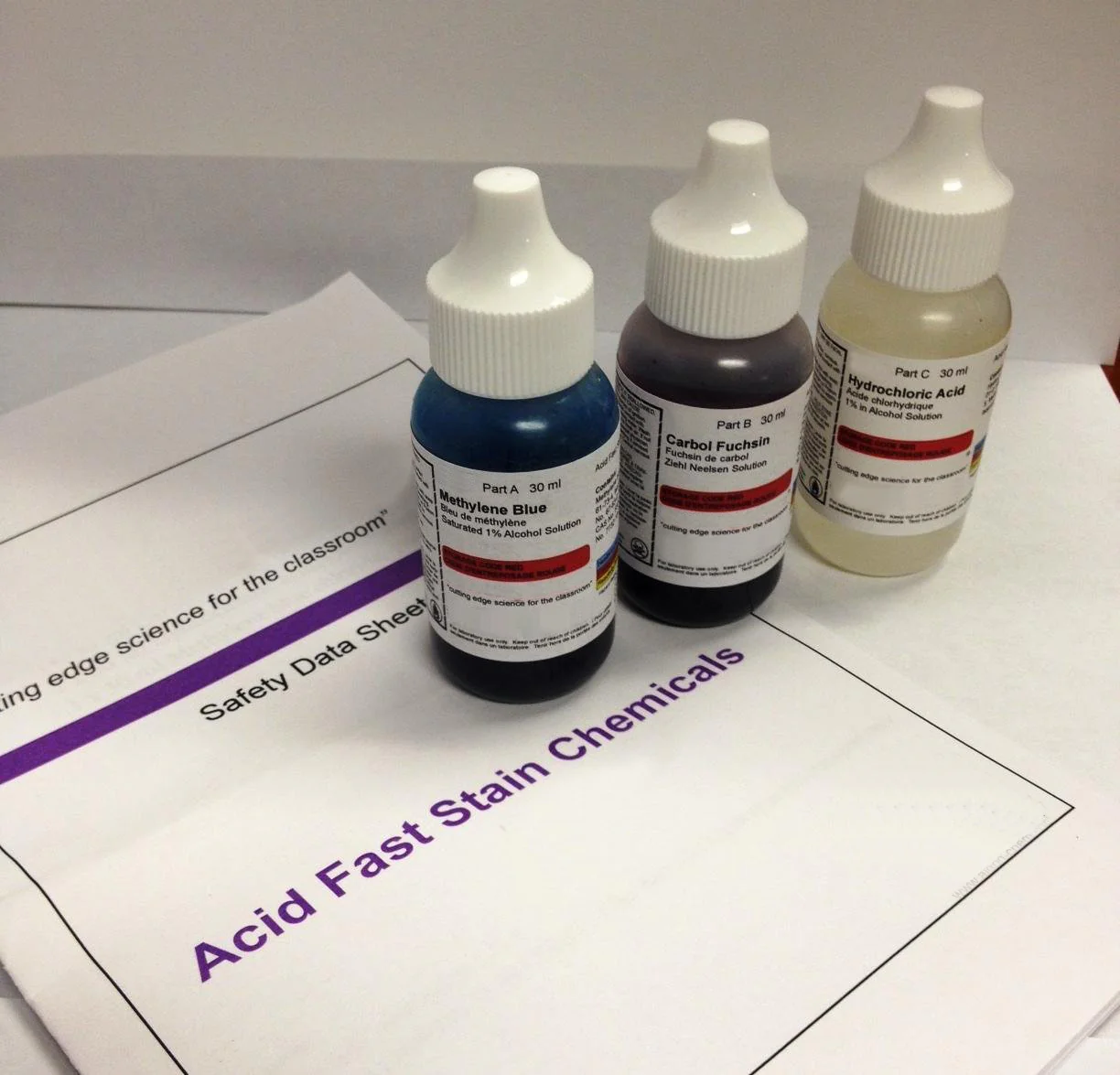 AmScope Acid Fast Stain Kit of Three Chemicals for Preparing Microscope Bacteria Slides - Image 2
