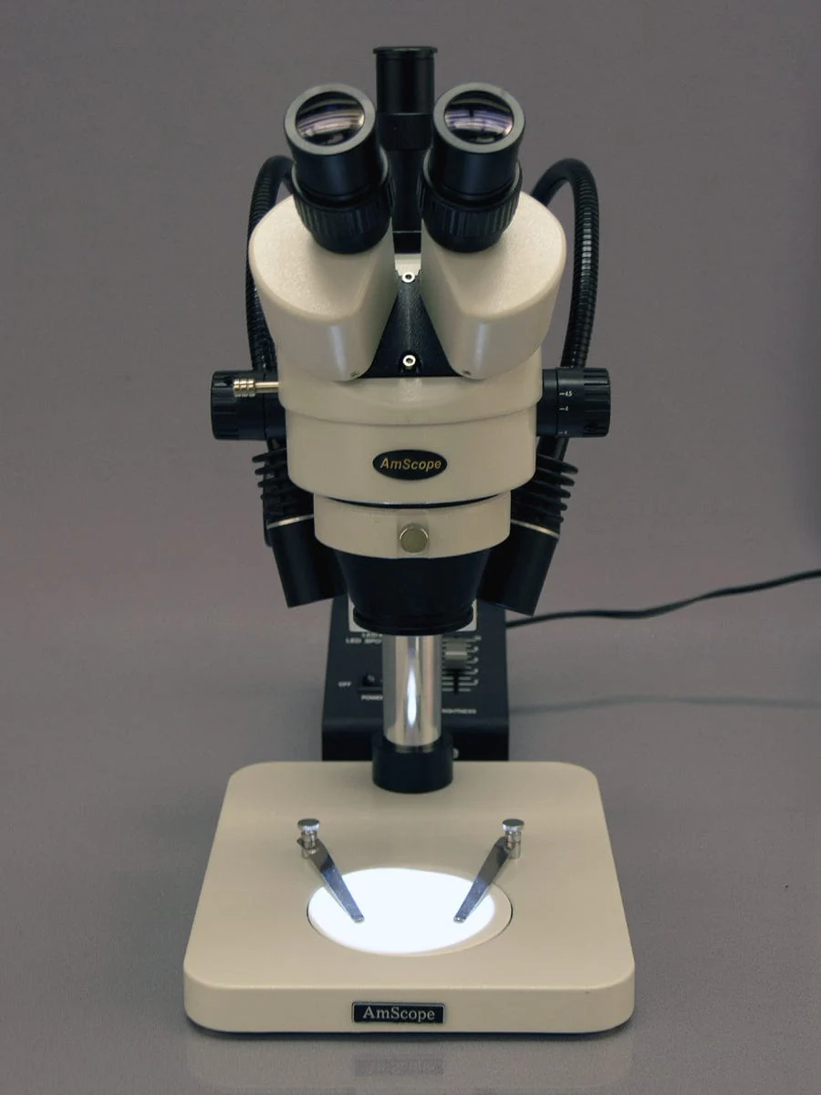AmScope SM-1 Series Inspection Zoom Trinocular Stereo Microscope 3.5X-225X Magnification on Pillar Stand with Gooseneck LED Lights - Image 3