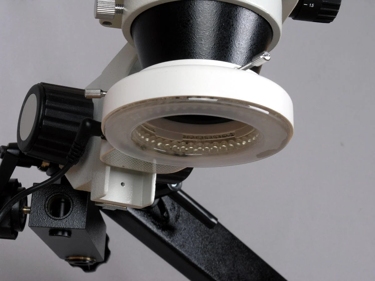 AmScope SM-8 Series Binocular Zoom Stereo Microscope 7X-45X Magnification With Articulating Arm Pillar Clamp and 144-LED Light - Image 9