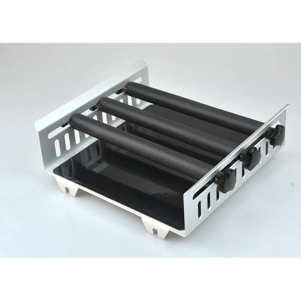 Scilogex Universal Platform with 3 horizontally adjustable clamping bars, for use with various flasks/vessels